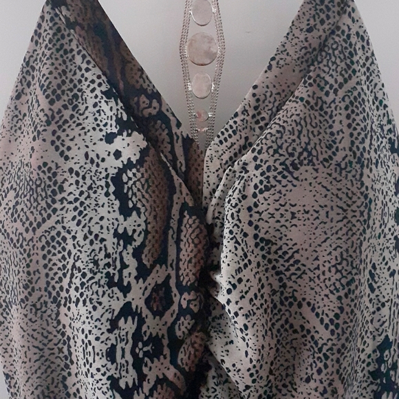 Leopard print loose tank - Picture 3 of 6